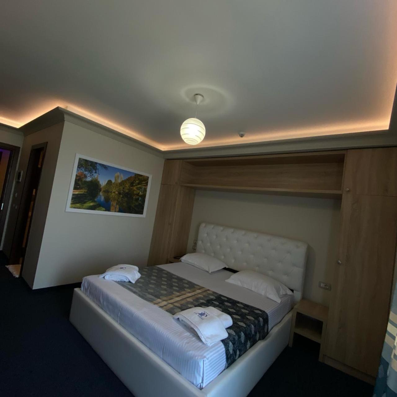 Hotel Pogradeci 2 Tushemisht 外观 照片